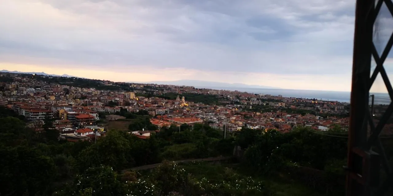 Sycylia - Approdo Sull'Etna 0*, Aci Catena