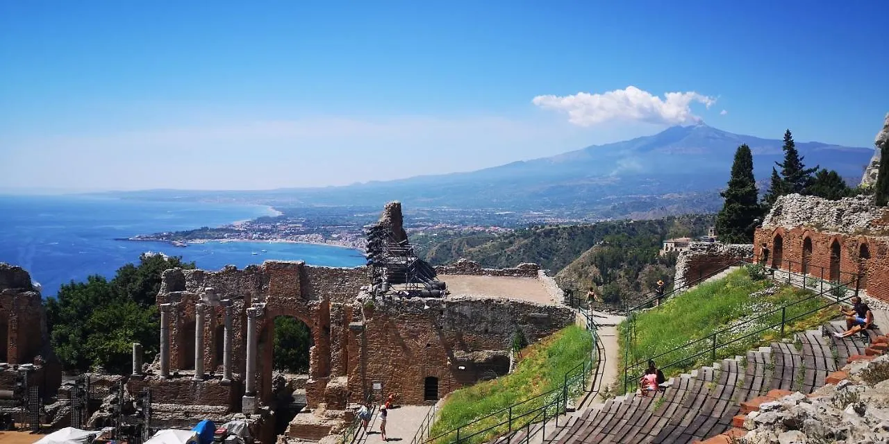 Sycylia - Approdo Sull'Etna Italy